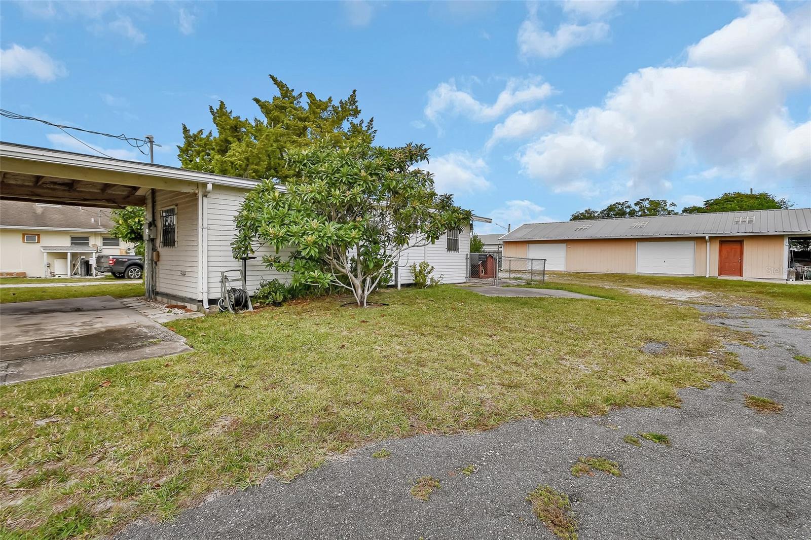Image 13 of 24 For 1319 Woodland Boulevard