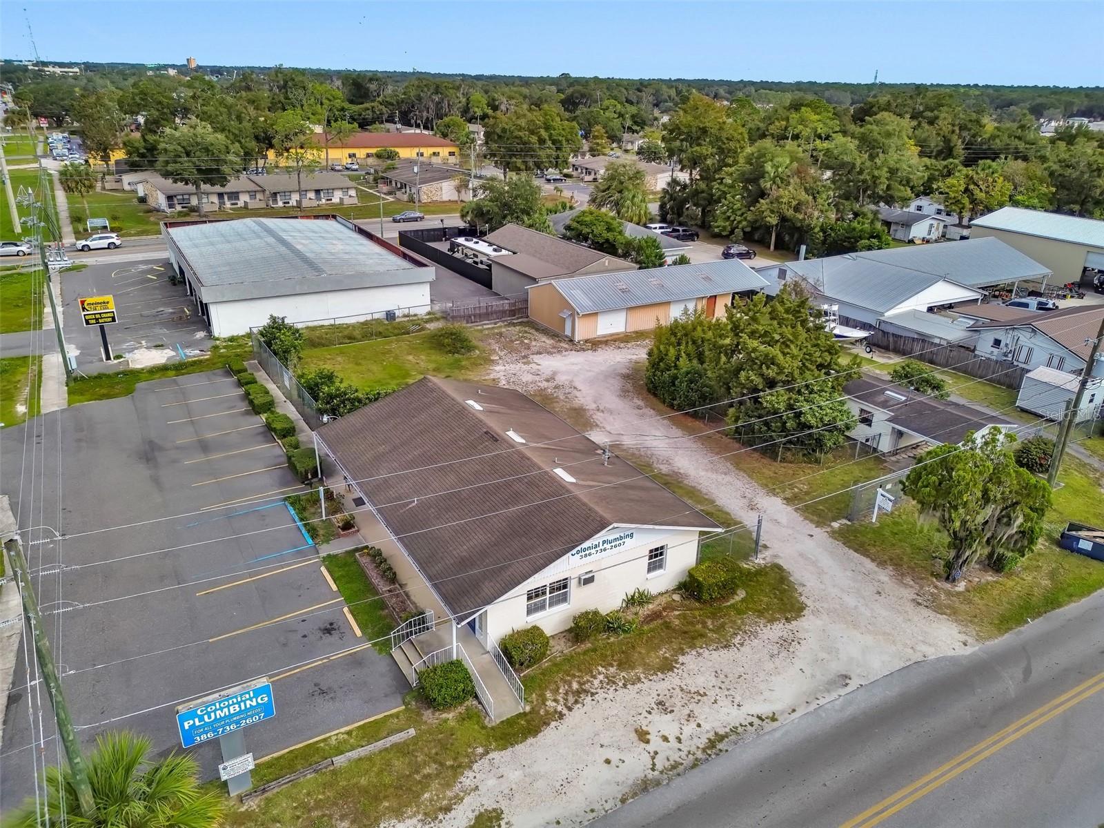 Image 15 of 24 For 1319 Woodland Boulevard