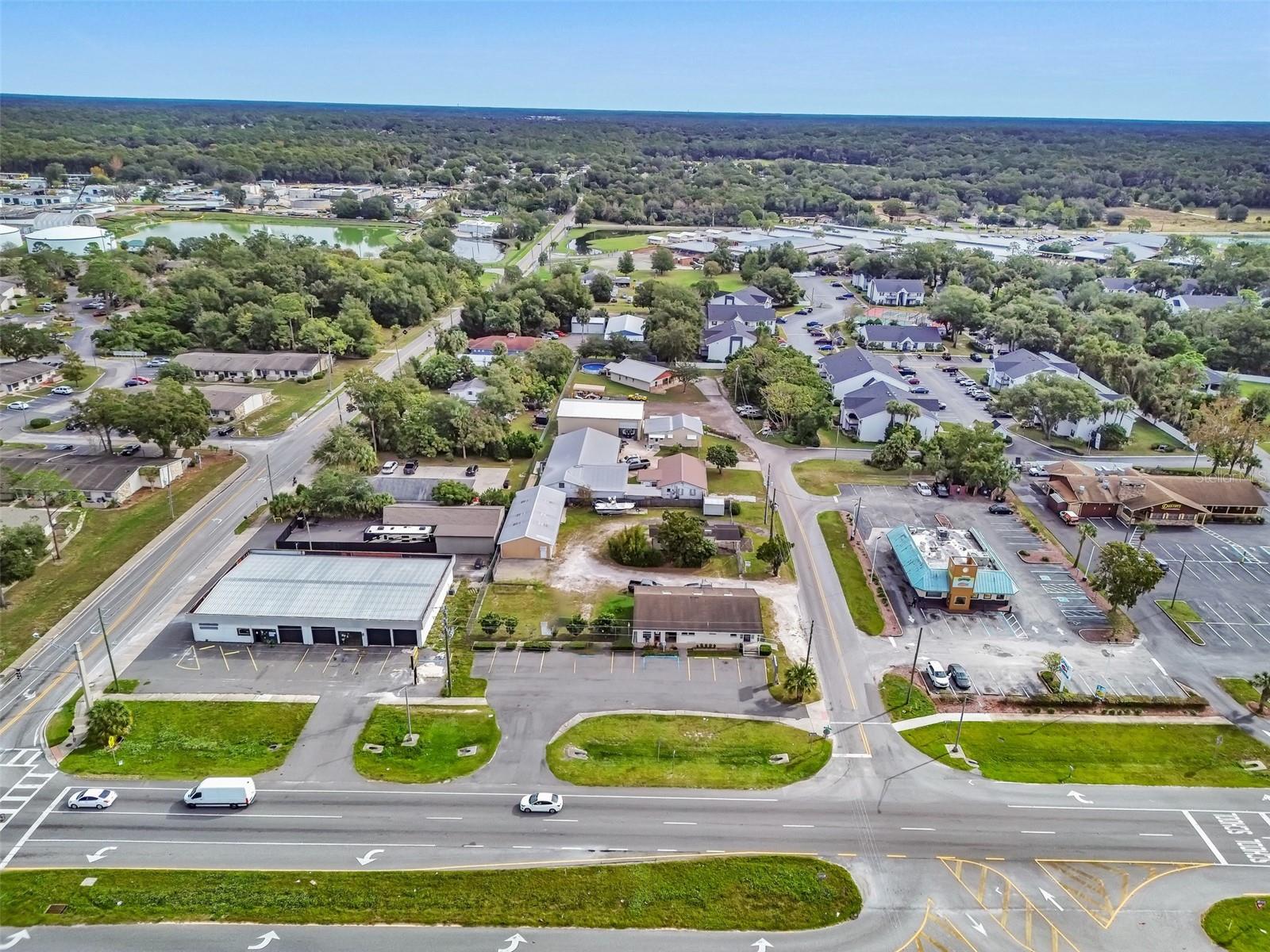 Image 22 of 24 For 1319 Woodland Boulevard