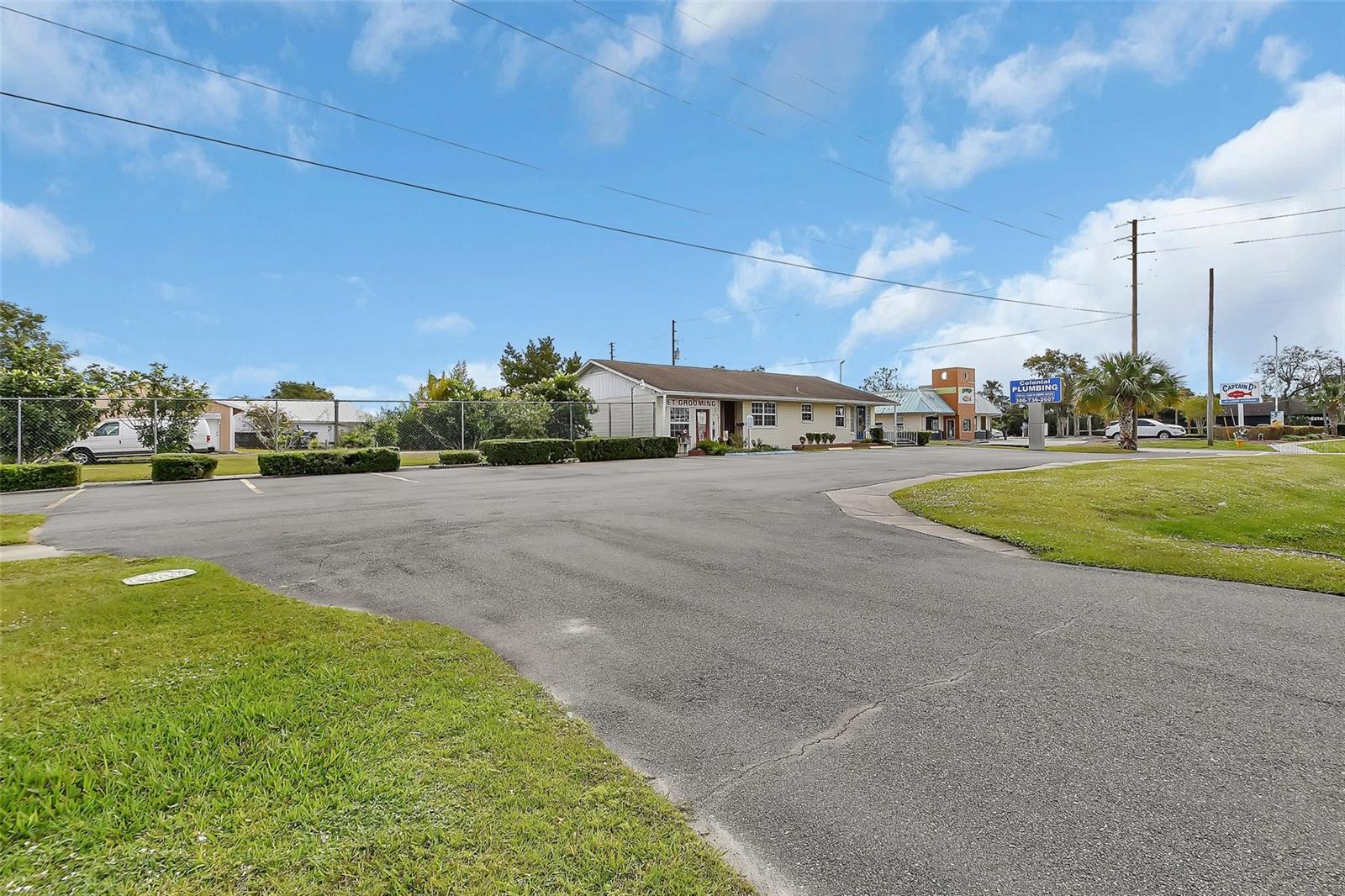Image 7 of 24 For 1319 Woodland Boulevard