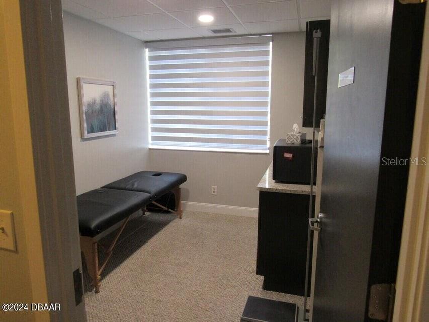 Image 13 of 22 For 595 Granada Boulevard 70
