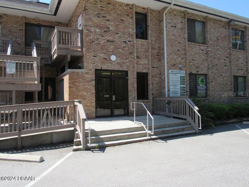 Image 2 of 22 For 595 Granada Boulevard 70