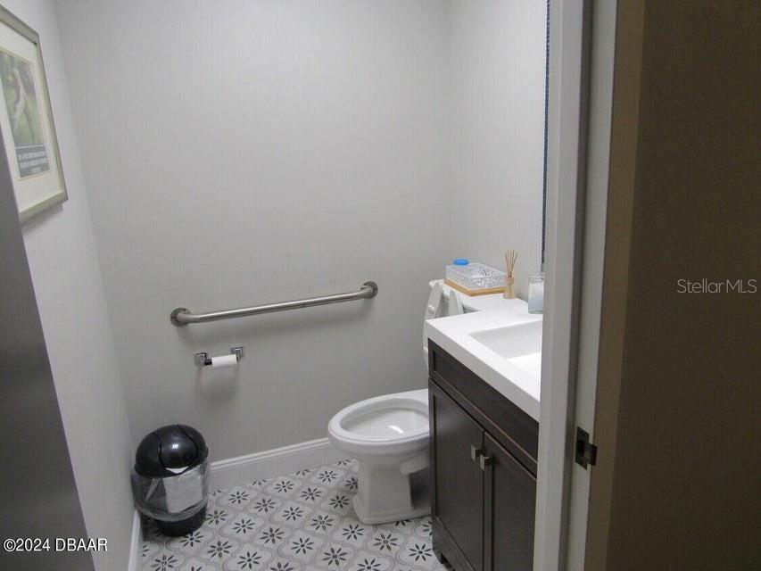 Image 20 of 22 For 595 Granada Boulevard 70