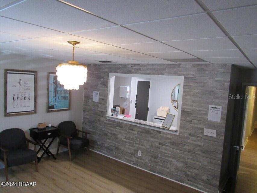Image 5 of 22 For 595 Granada Boulevard 70