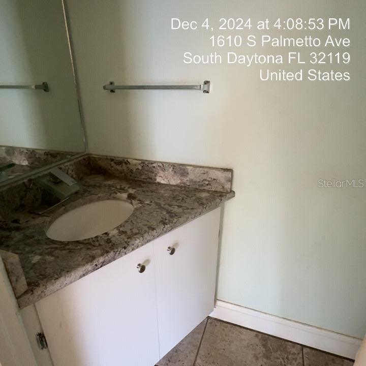 Image 4 of 13 For 1610 Palmetto Avenue 4