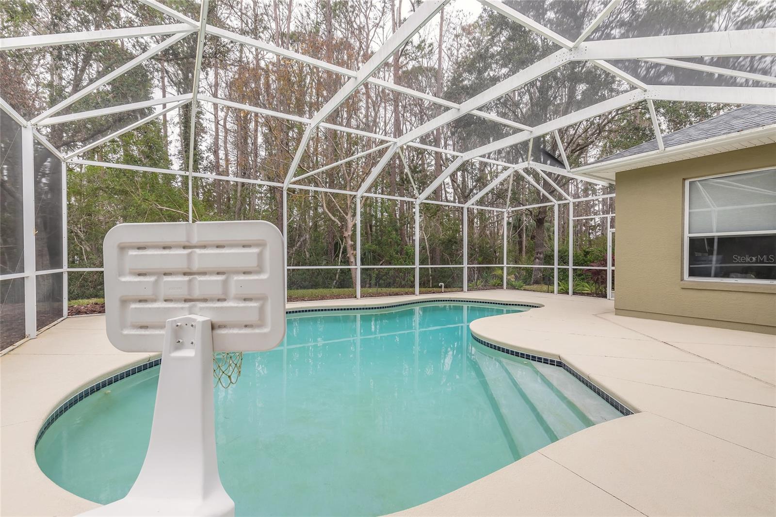 Image 33 of 47 For 34 Black Creek Way
