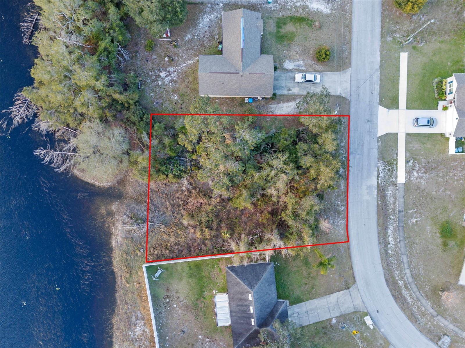 Image 22 of 26 For 2599 Hillview Circle