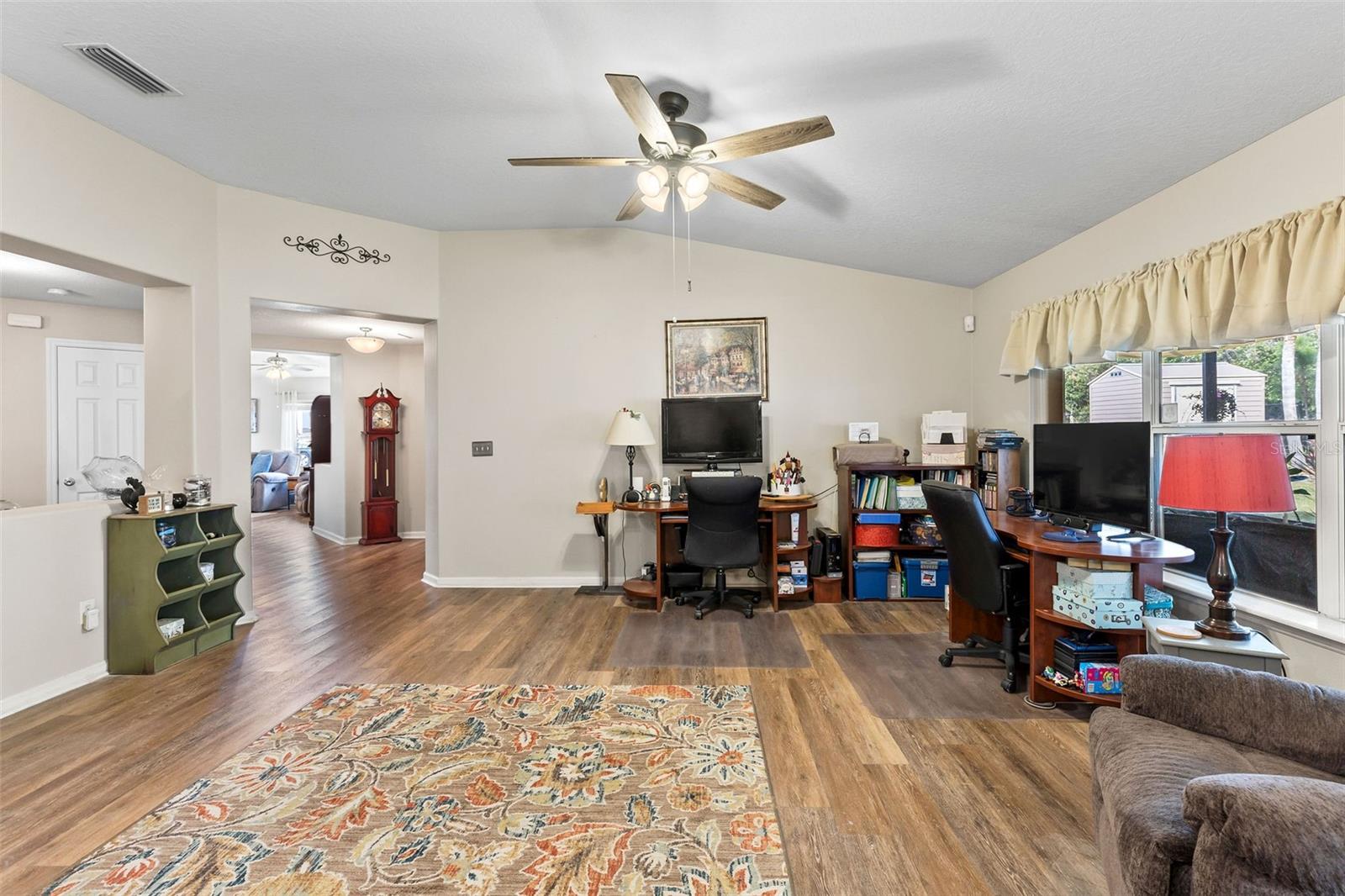 Image 7 of 34 For 52 Leidel Drive
