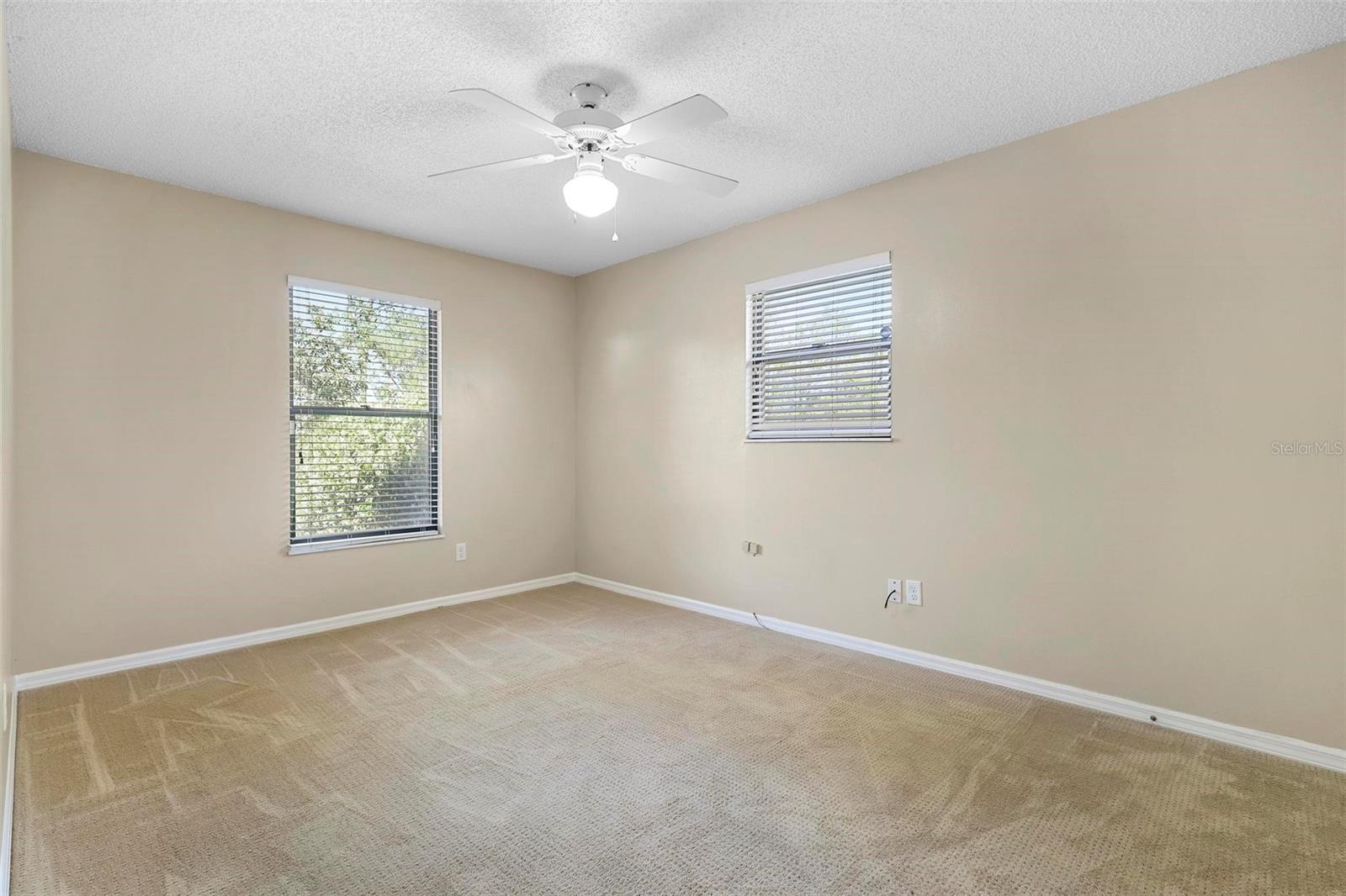 Image 18 of 24 For 903 Crescent Parkway