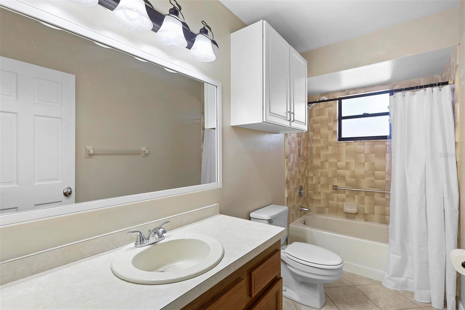Image 19 of 24 For 903 Crescent Parkway