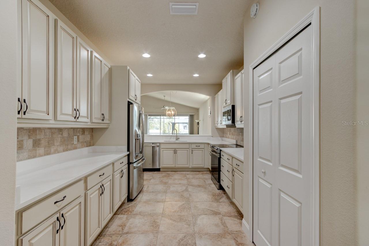 Image 7 of 31 For 3169 Connemara Drive