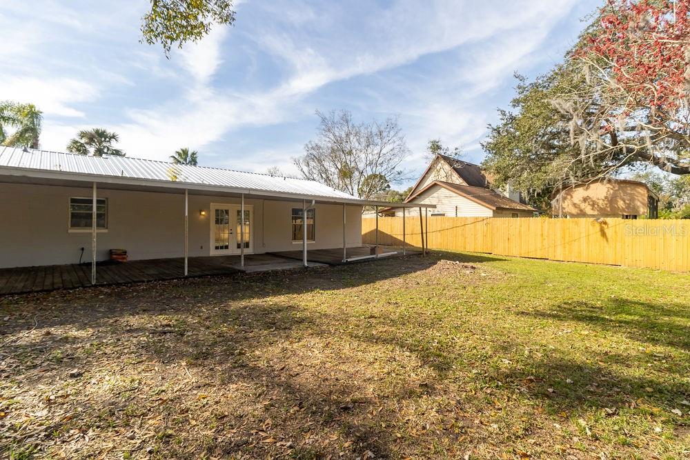 Image 15 of 17 For 2709 Queen Palm Drive