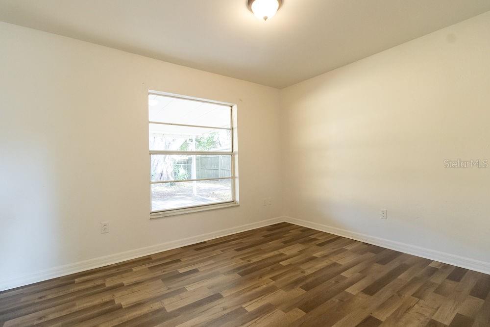 Image 6 of 17 For 2709 Queen Palm Drive