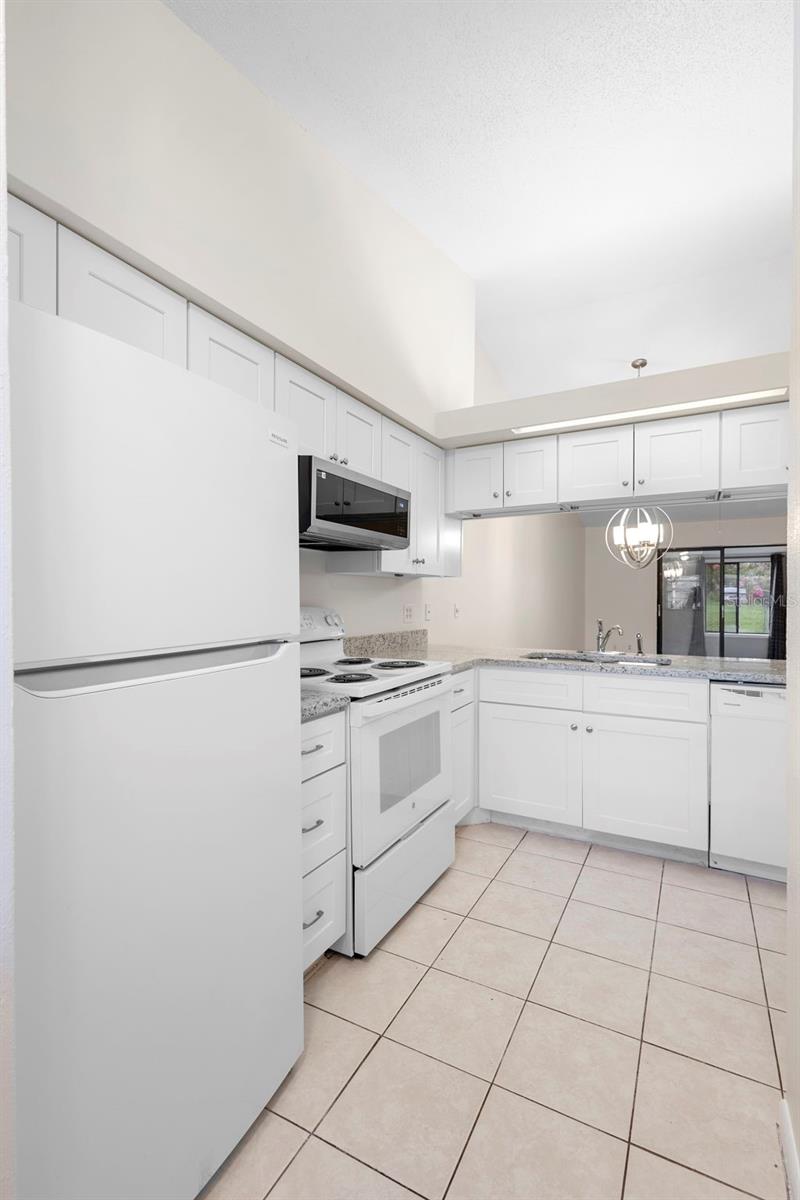 Image 5 of 31 For 245 Terrace Hill Boulevard 1e