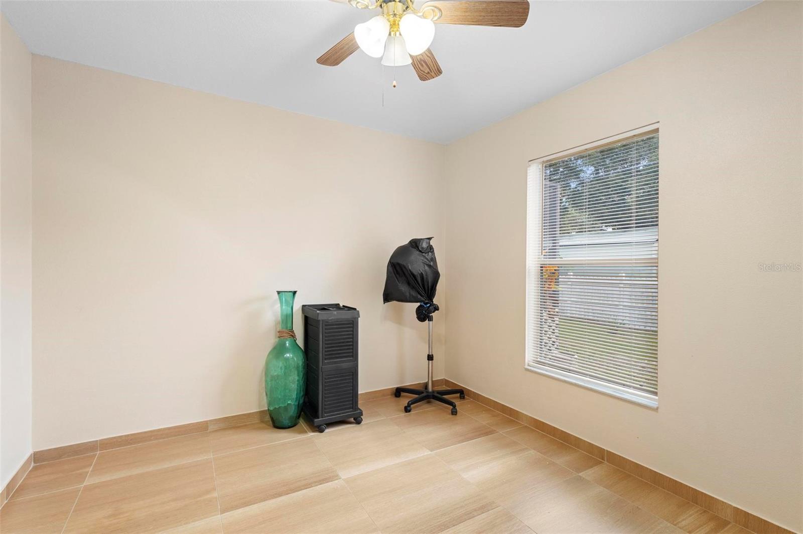 Image 14 of 34 For 583 Wilburton Drive