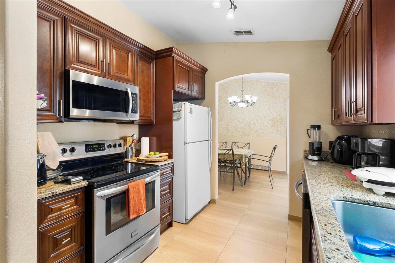 Image 6 of 34 For 583 Wilburton Drive