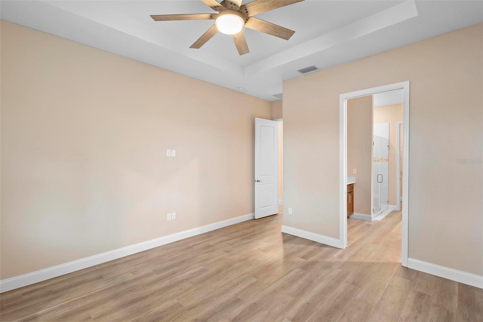 Image 31 of 52 For 177 Rosedale Drive