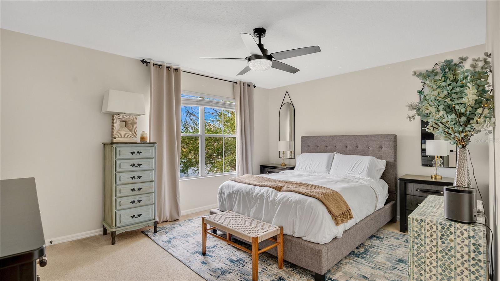 Image 13 of 21 For 221 Aston Grande Drive