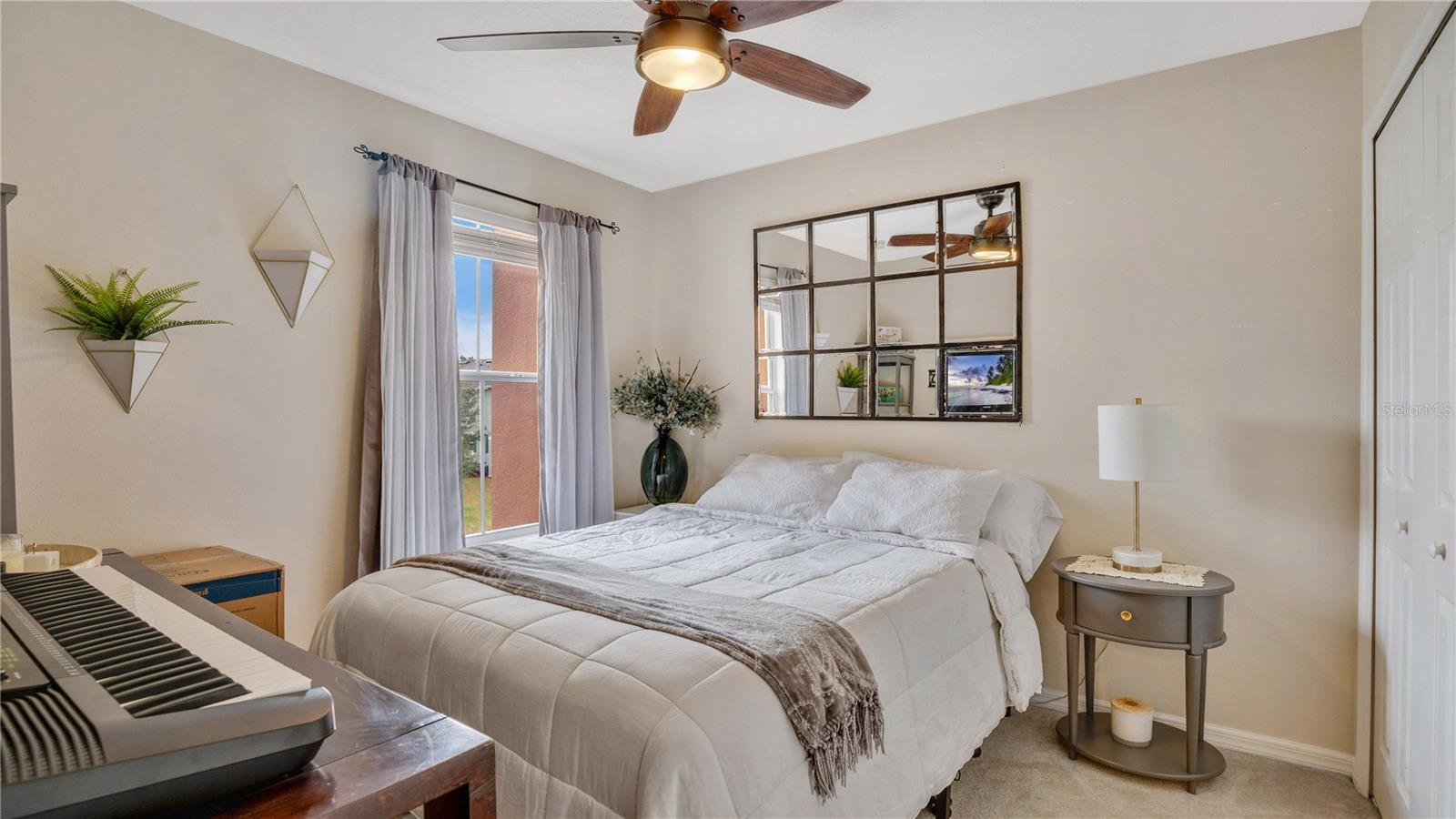 Image 15 of 21 For 221 Aston Grande Drive