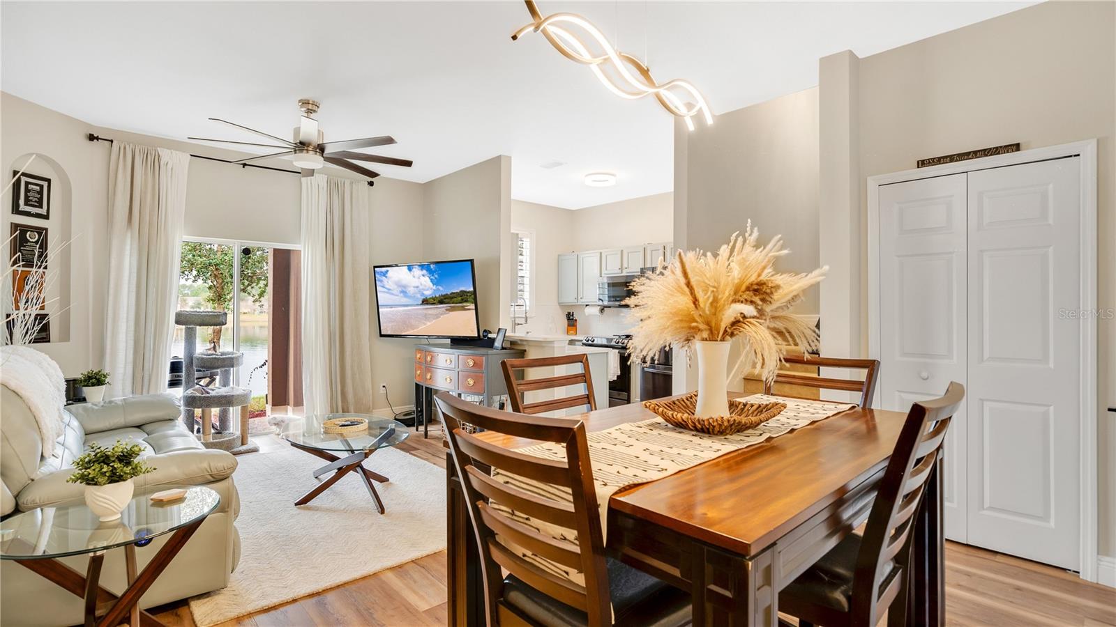 Image 5 of 21 For 221 Aston Grande Drive