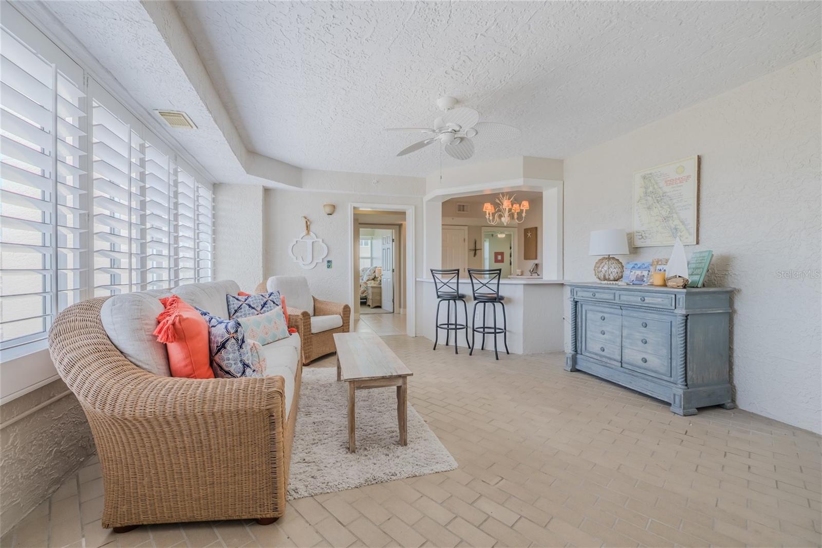 Image 3 of 51 For 4631 Atlantic Avenue S 8201