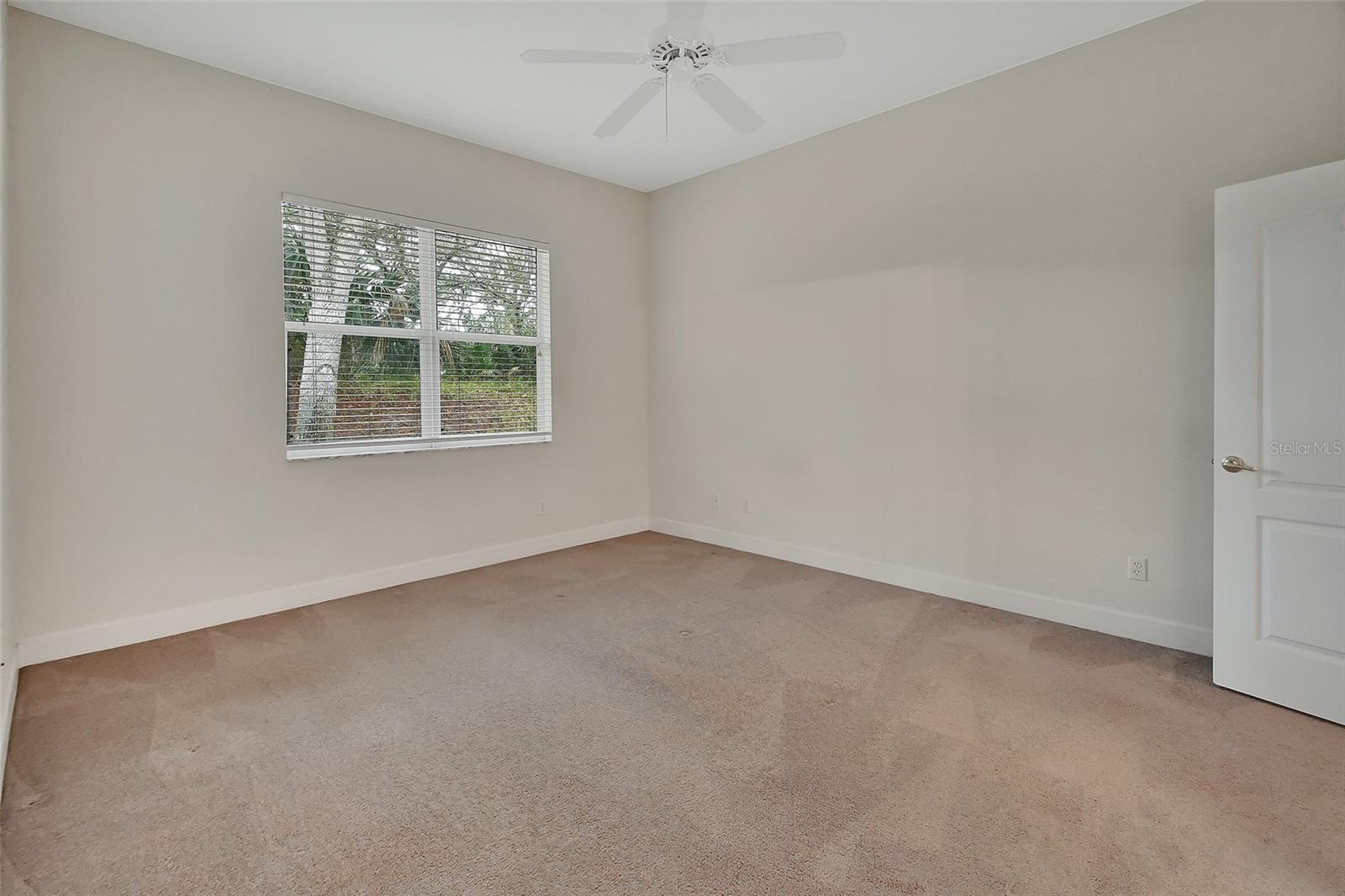 Image 12 of 42 For 1429 Carlow Circle