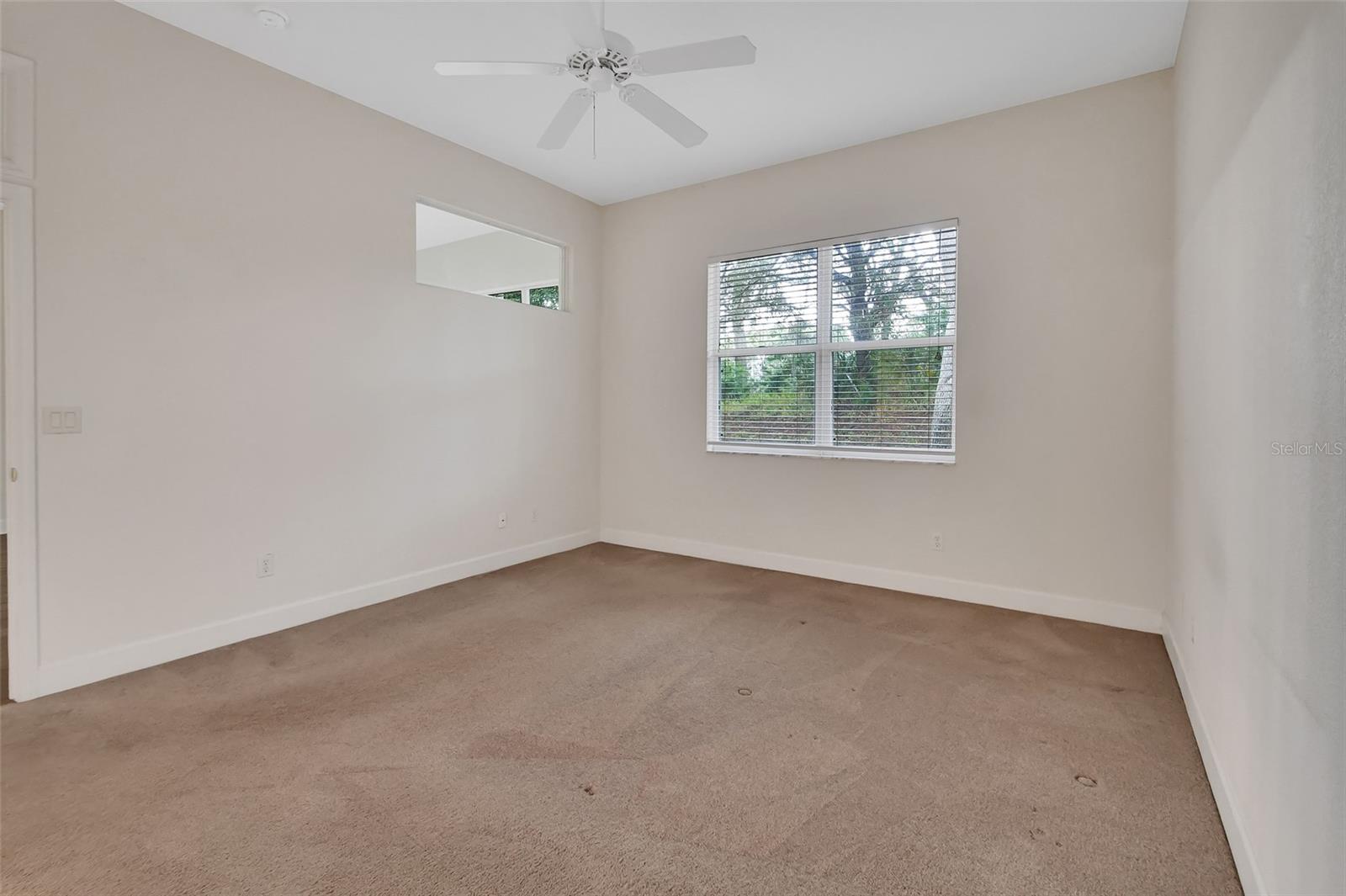 Image 15 of 42 For 1429 Carlow Circle
