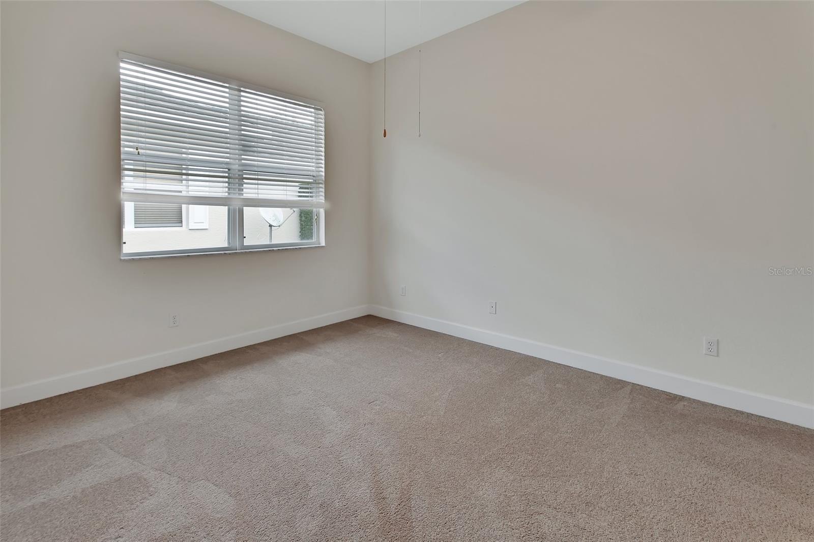 Image 22 of 42 For 1429 Carlow Circle