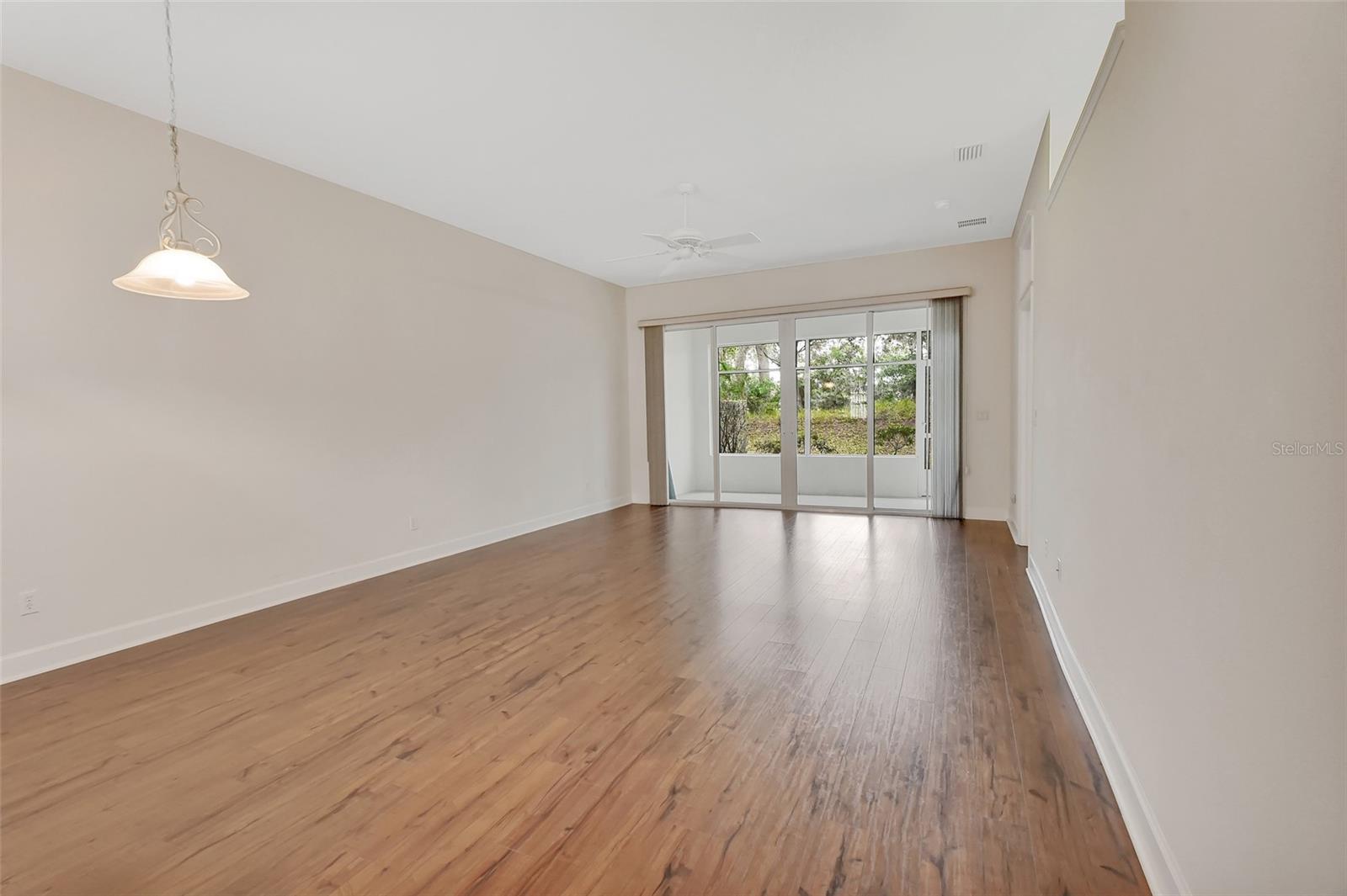 Image 34 of 42 For 1429 Carlow Circle