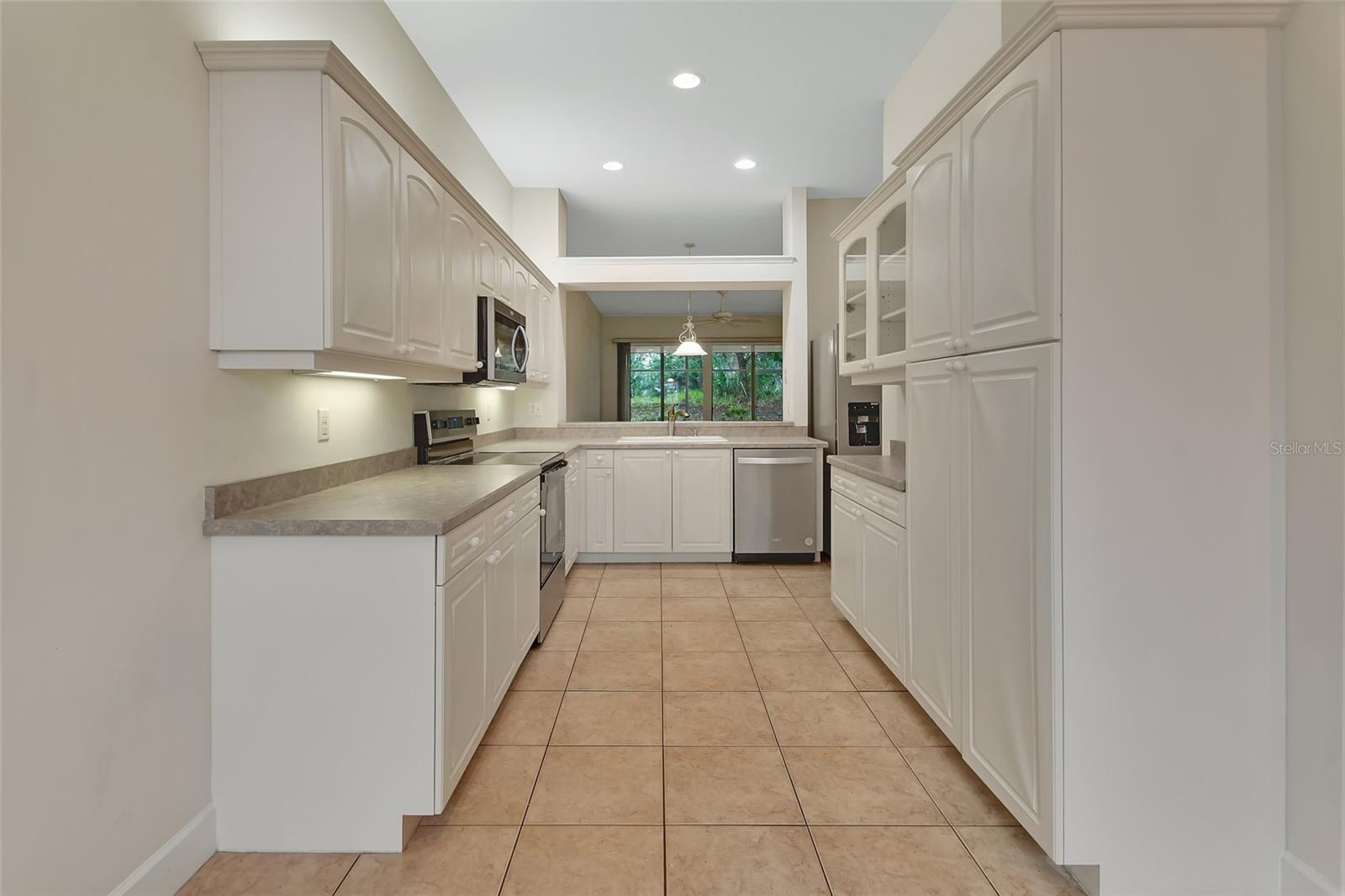 Image 7 of 42 For 1429 Carlow Circle