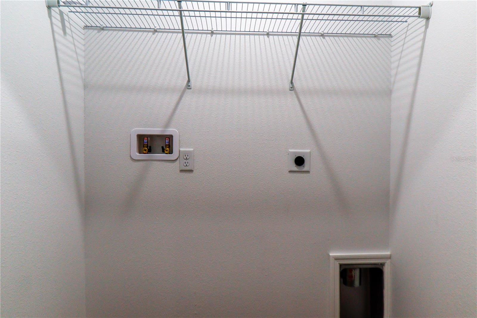 Image 21 of 36 For 679 Rhodes Drive