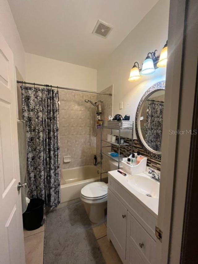 Image 8 of 13 For 2238 Windcrest Lake Circle