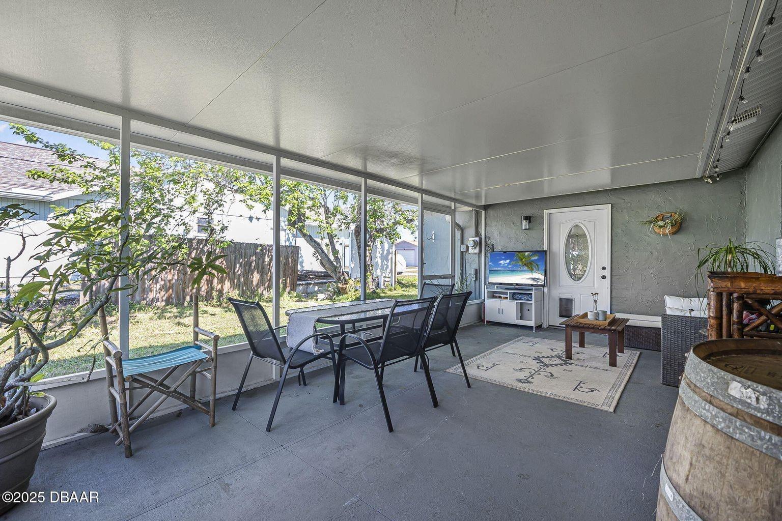 Image 24 of 32 For 2216 Umbrella Tree Drive