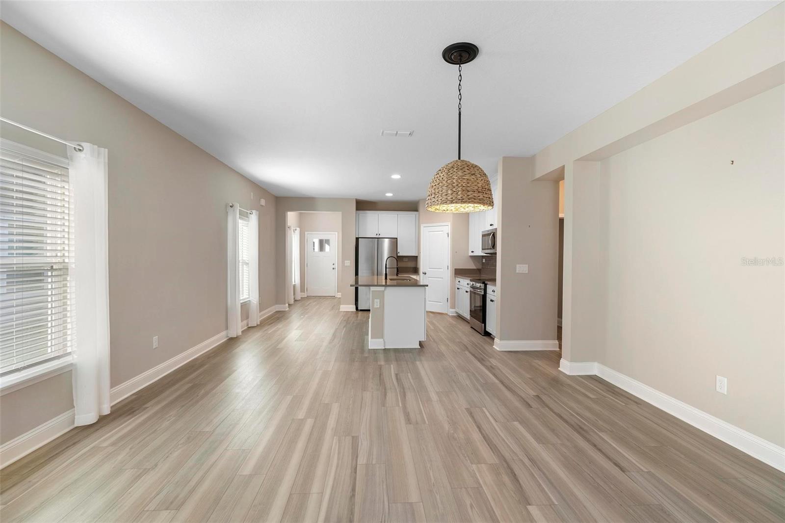 Image 11 of 42 For 123 Nighthawk Lane