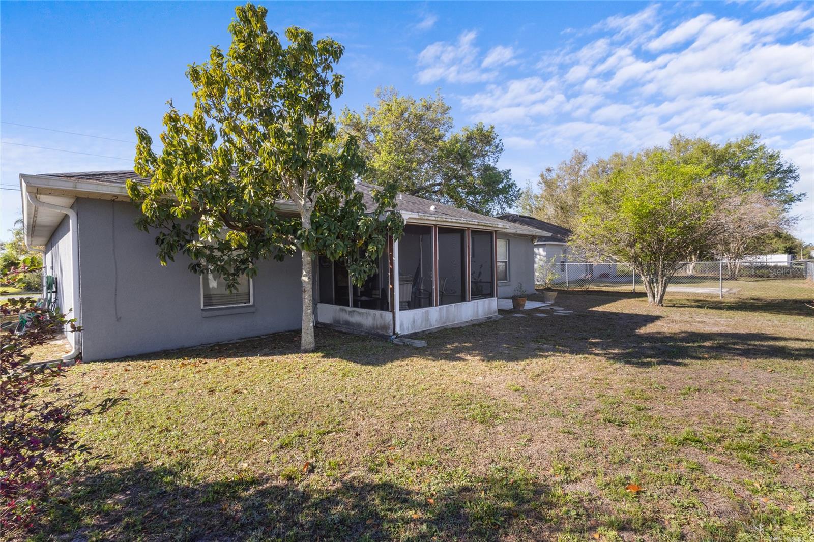 Image 26 of 28 For 723 Pelican Court