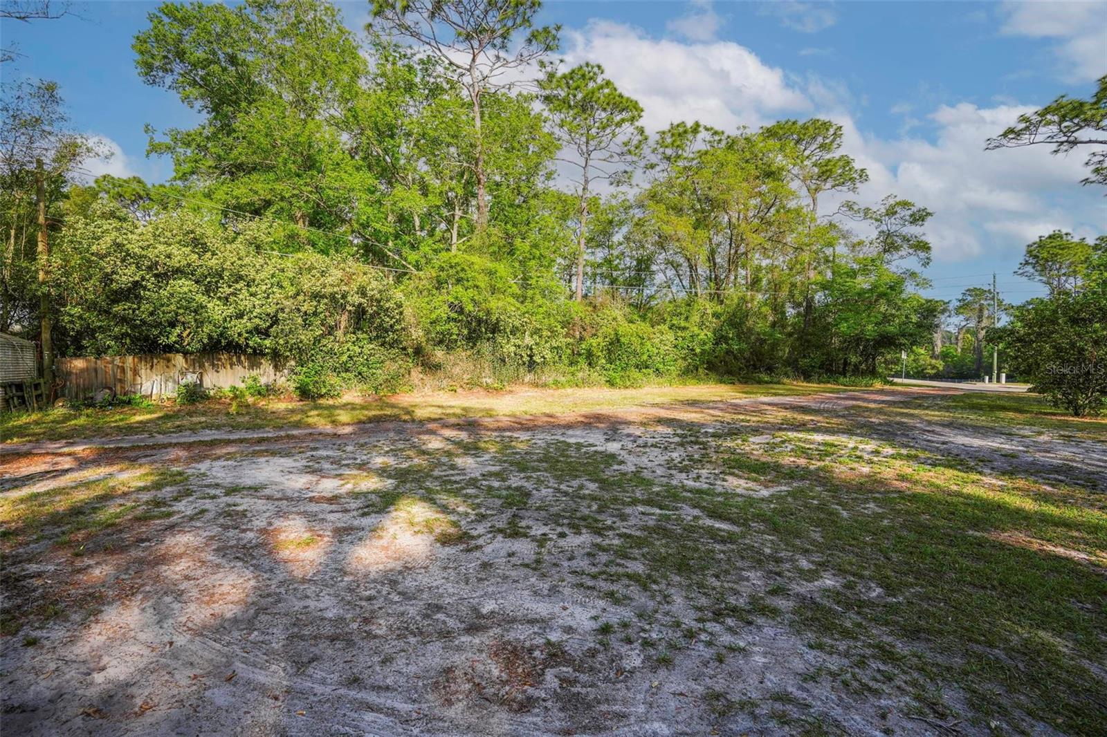 Image 19 of 62 For 26 Kelly Park Road