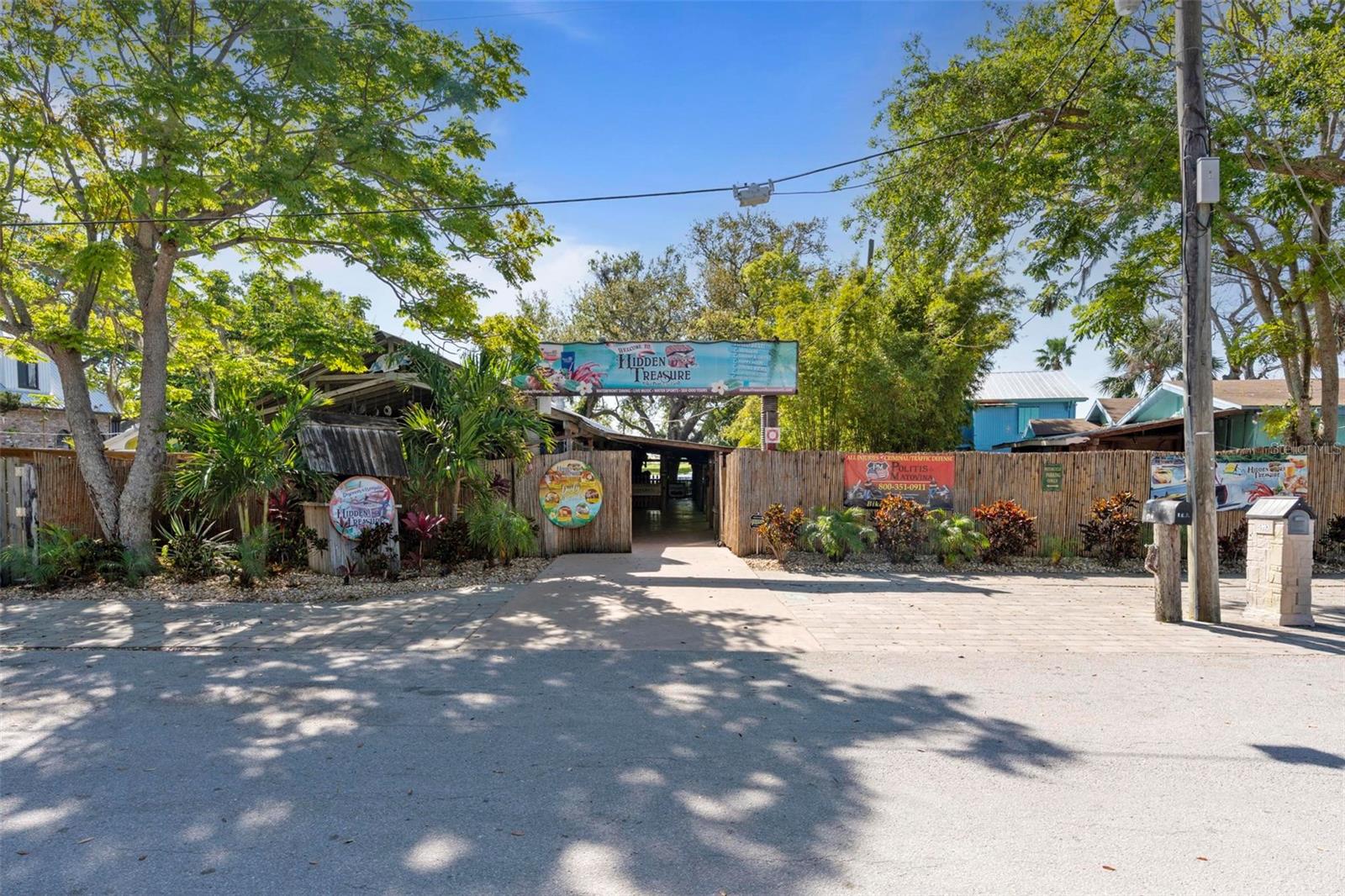 Image 41 of 54 For 5993 Ridgewood Avenue