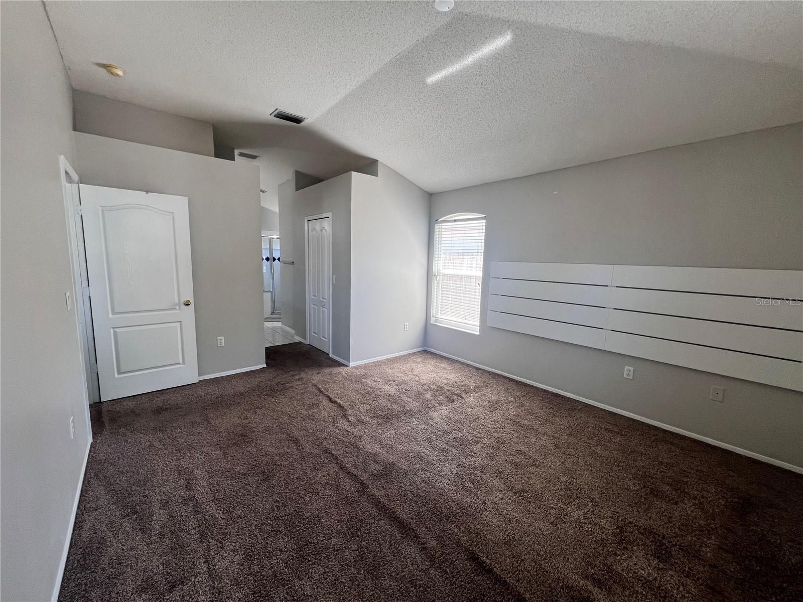 Image 69 of 84 For 418 Henderson Avenue