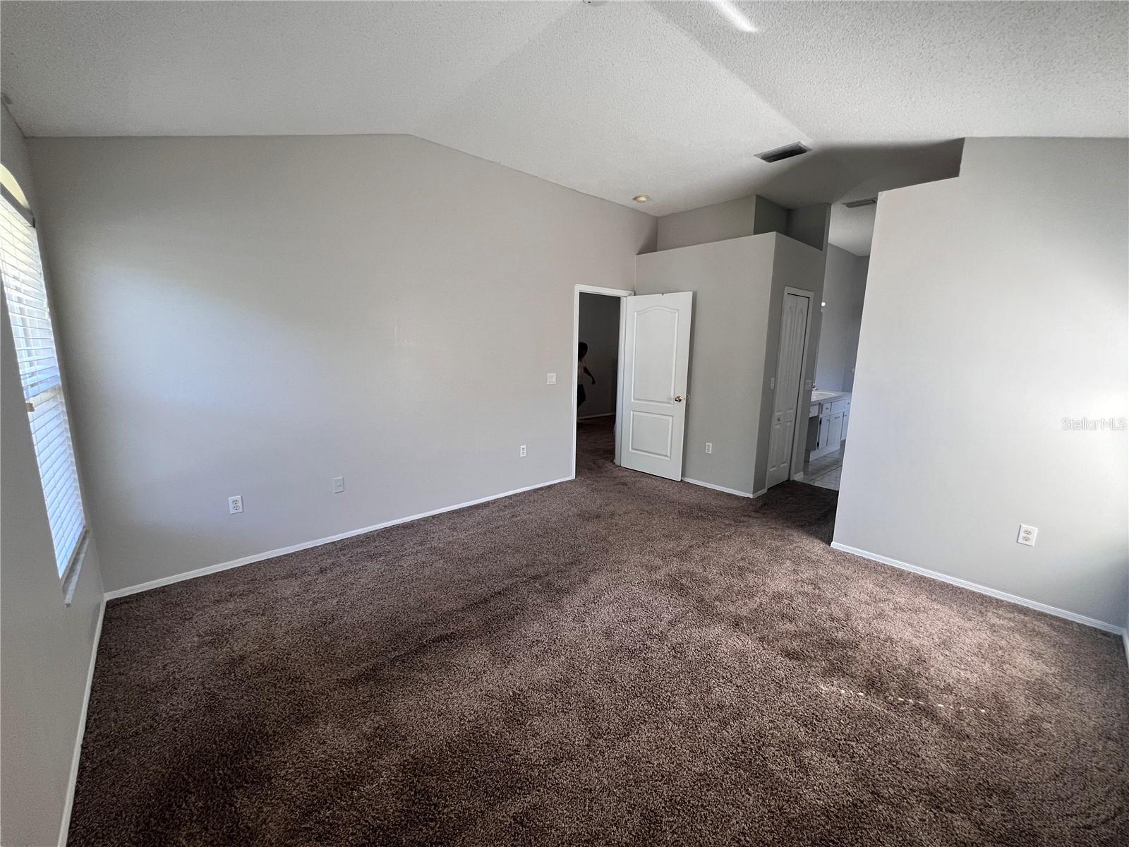 Image 72 of 84 For 418 Henderson Avenue