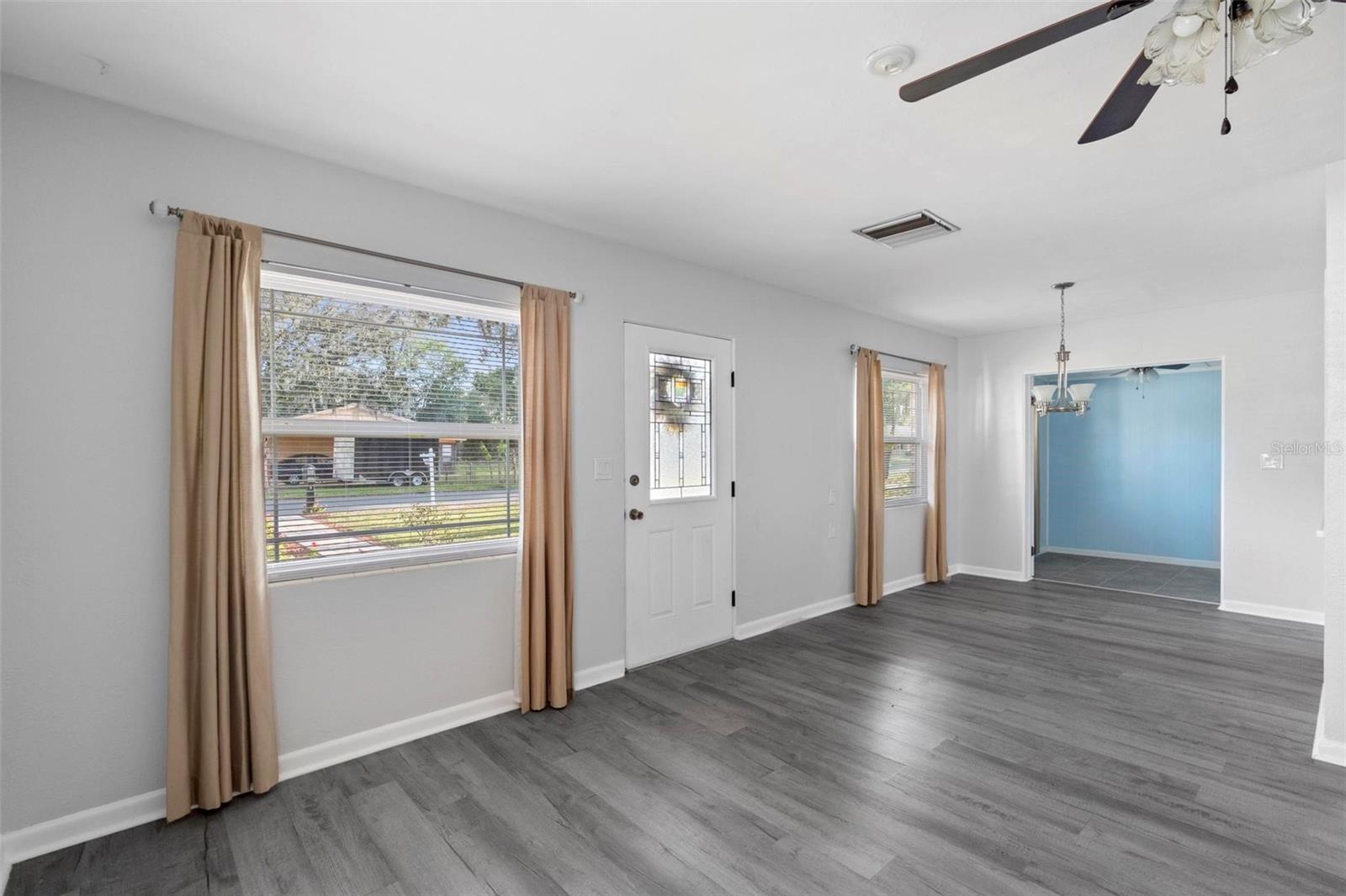 Image 11 of 65 For 3005 Garden Road