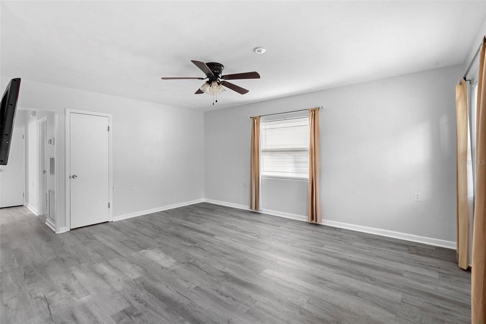 Image 12 of 65 For 3005 Garden Road