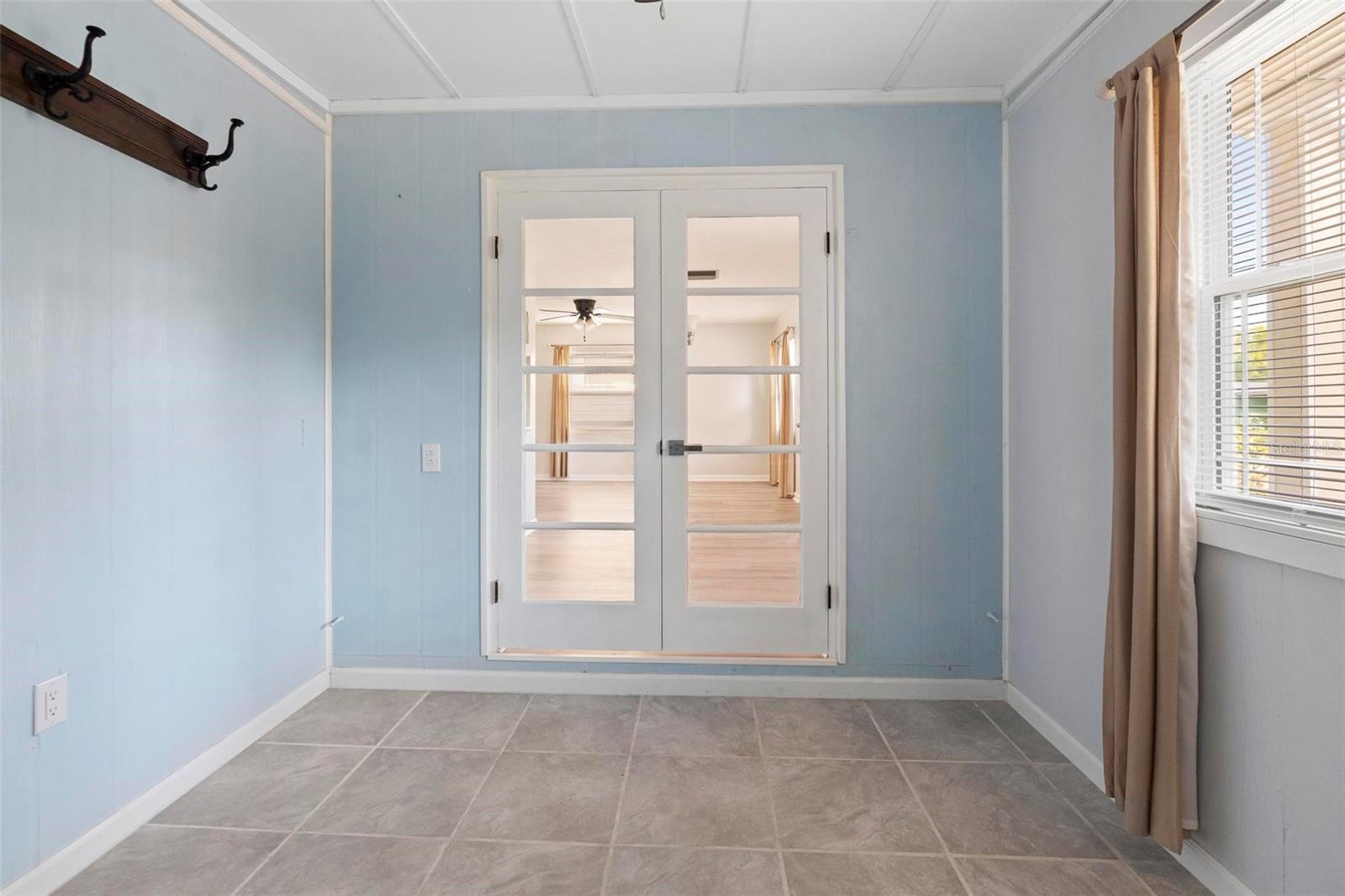 Image 16 of 65 For 3005 Garden Road