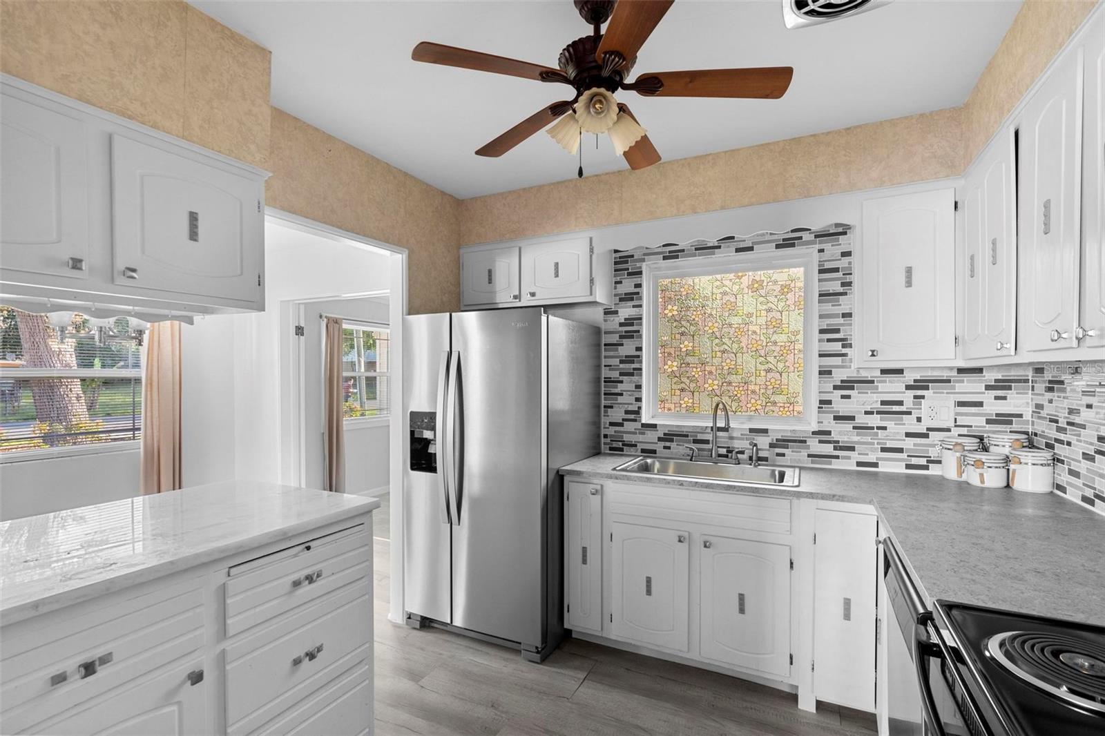 Image 6 of 65 For 3005 Garden Road