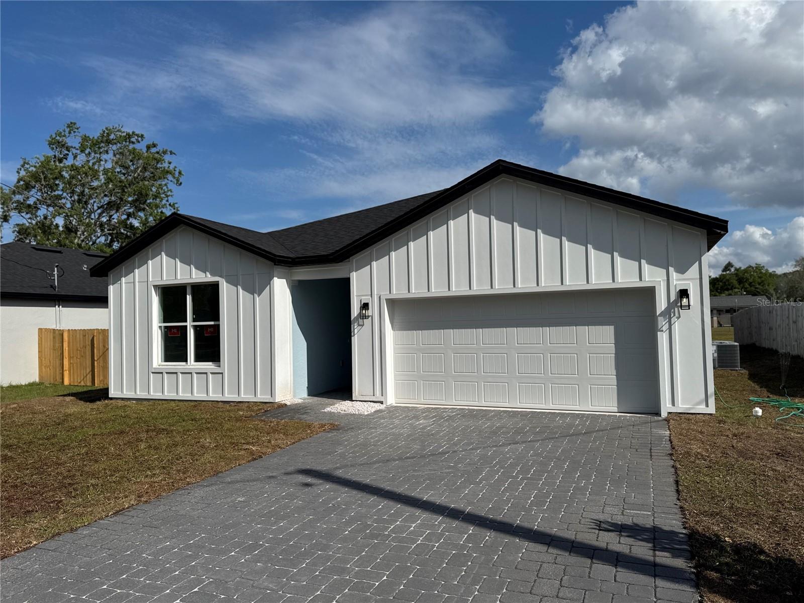 Image 2 of 28 For 810 24th Street
