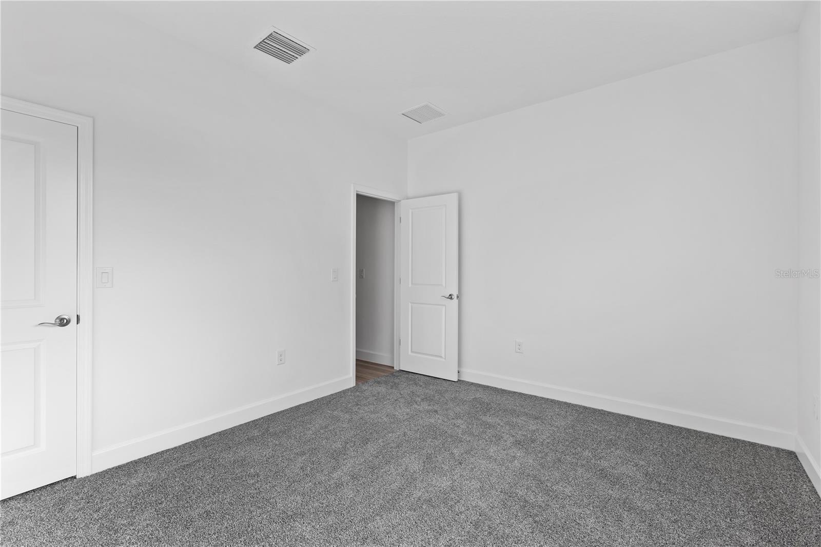 Image 7 of 28 For 810 24th Street