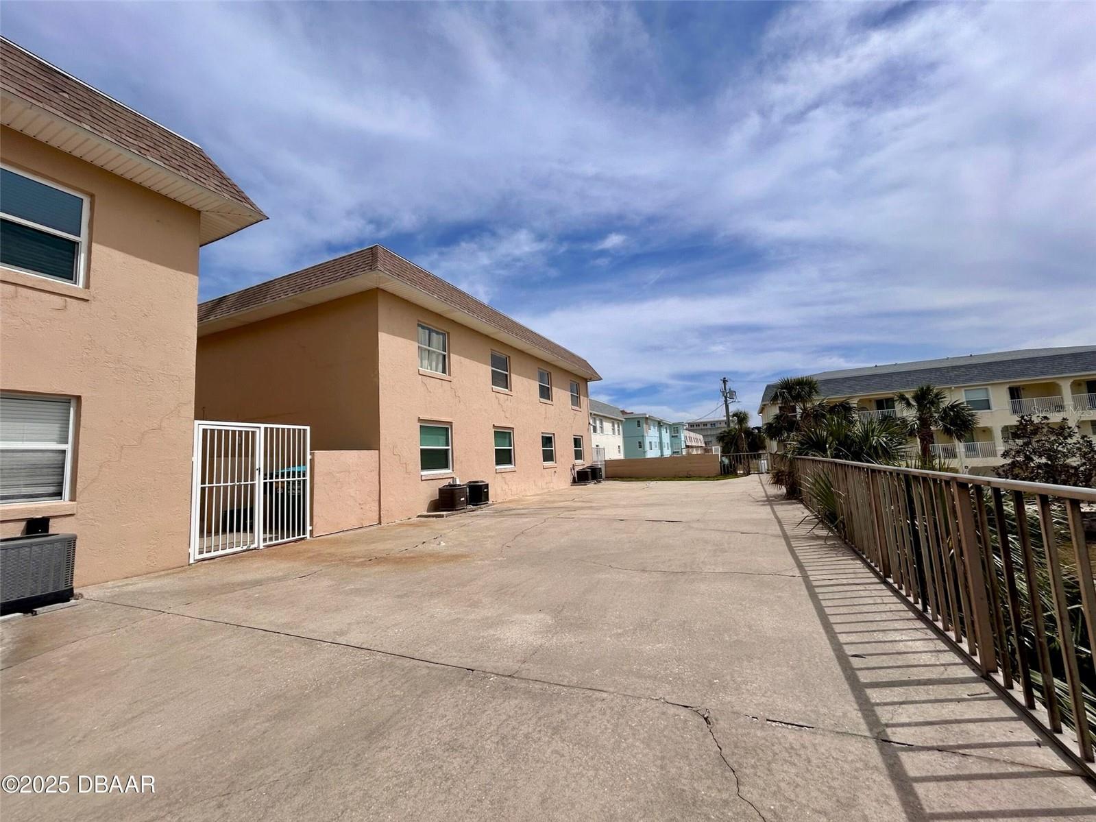 Image 16 of 21 For 3724 Atlantic Avenue 50