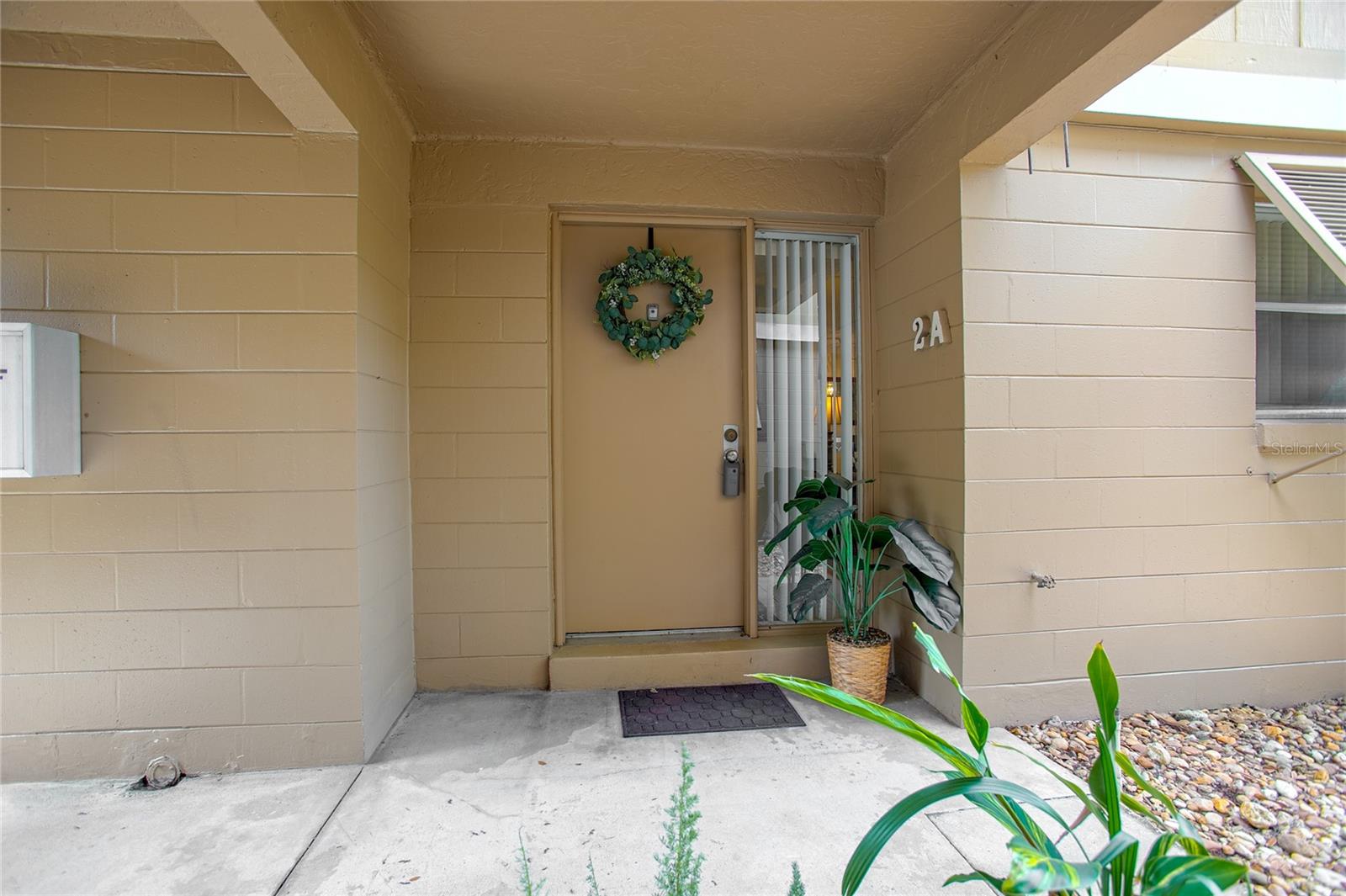 Image 2 of 25 For 120 Hibiscus Woods Court 2a
