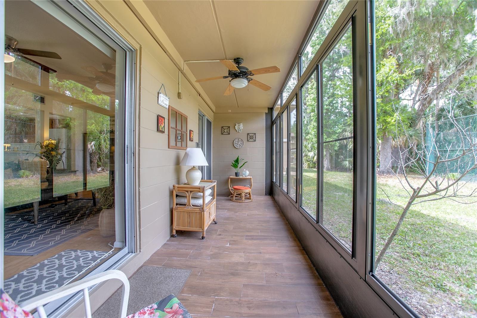 Image 7 of 25 For 120 Hibiscus Woods Court 2a