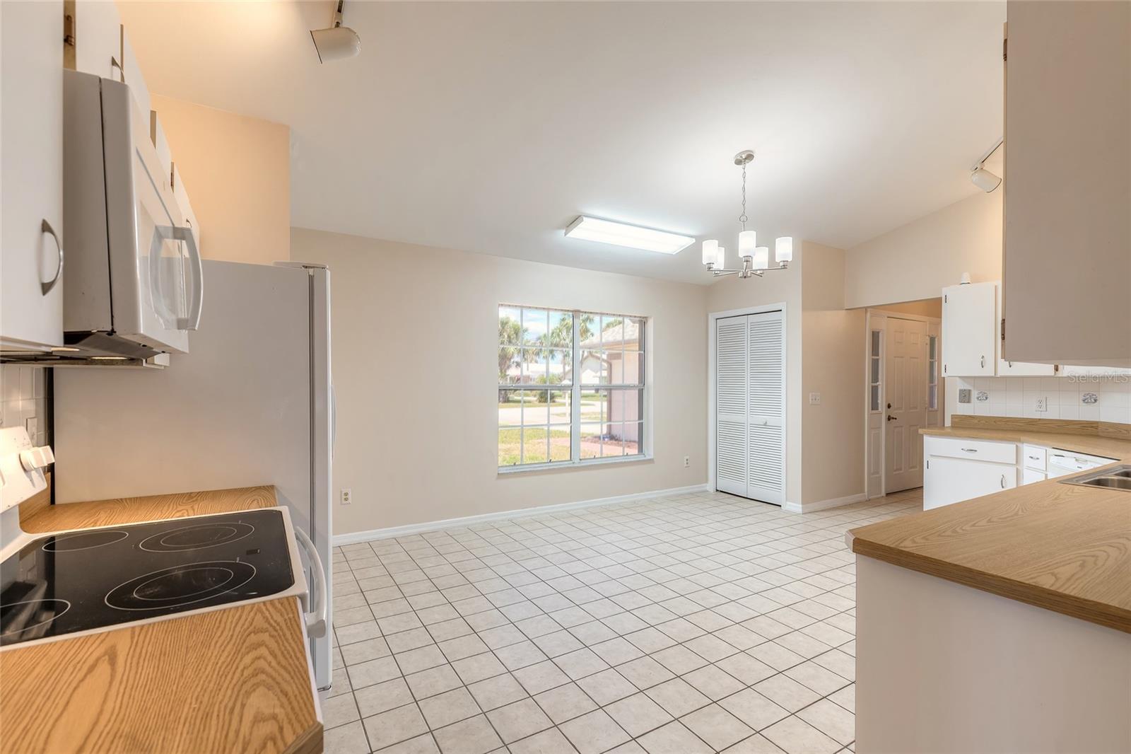 Image 23 of 42 For 4589 Alder Drive