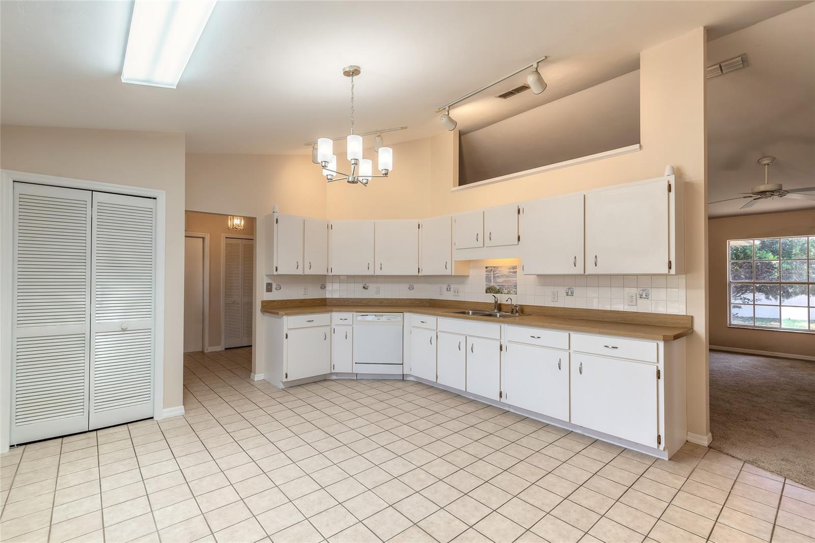 Image 24 of 42 For 4589 Alder Drive